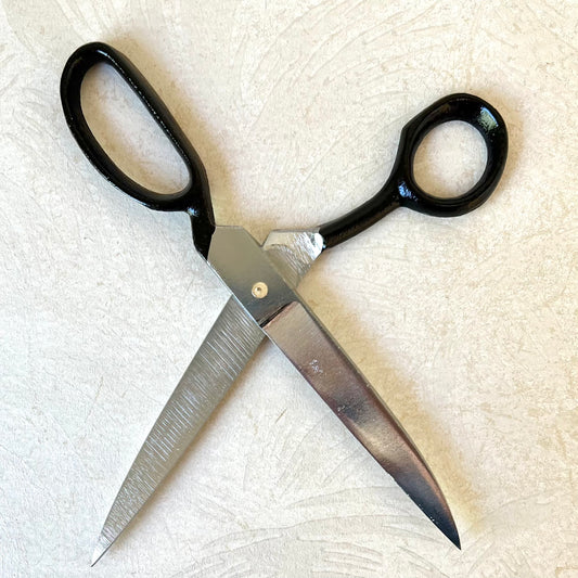 Basic 7" Black Handled Scissors