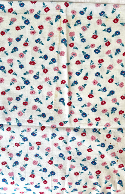 Scattered Flower Pots Feedsack Fabric - Vintage