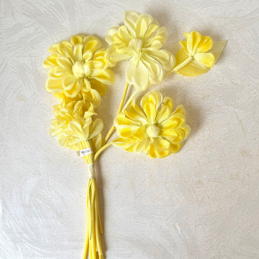 Soft Daisy Spray