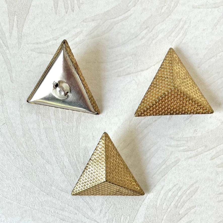 Metal Triangle Vintage Button – Rose Mille