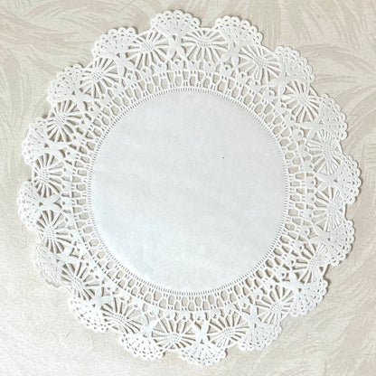 Round Paper Cake Doilies -10