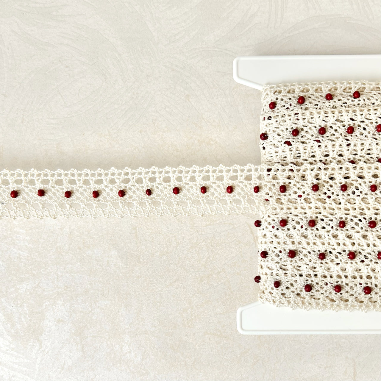 Beaded_Cluny_Lace