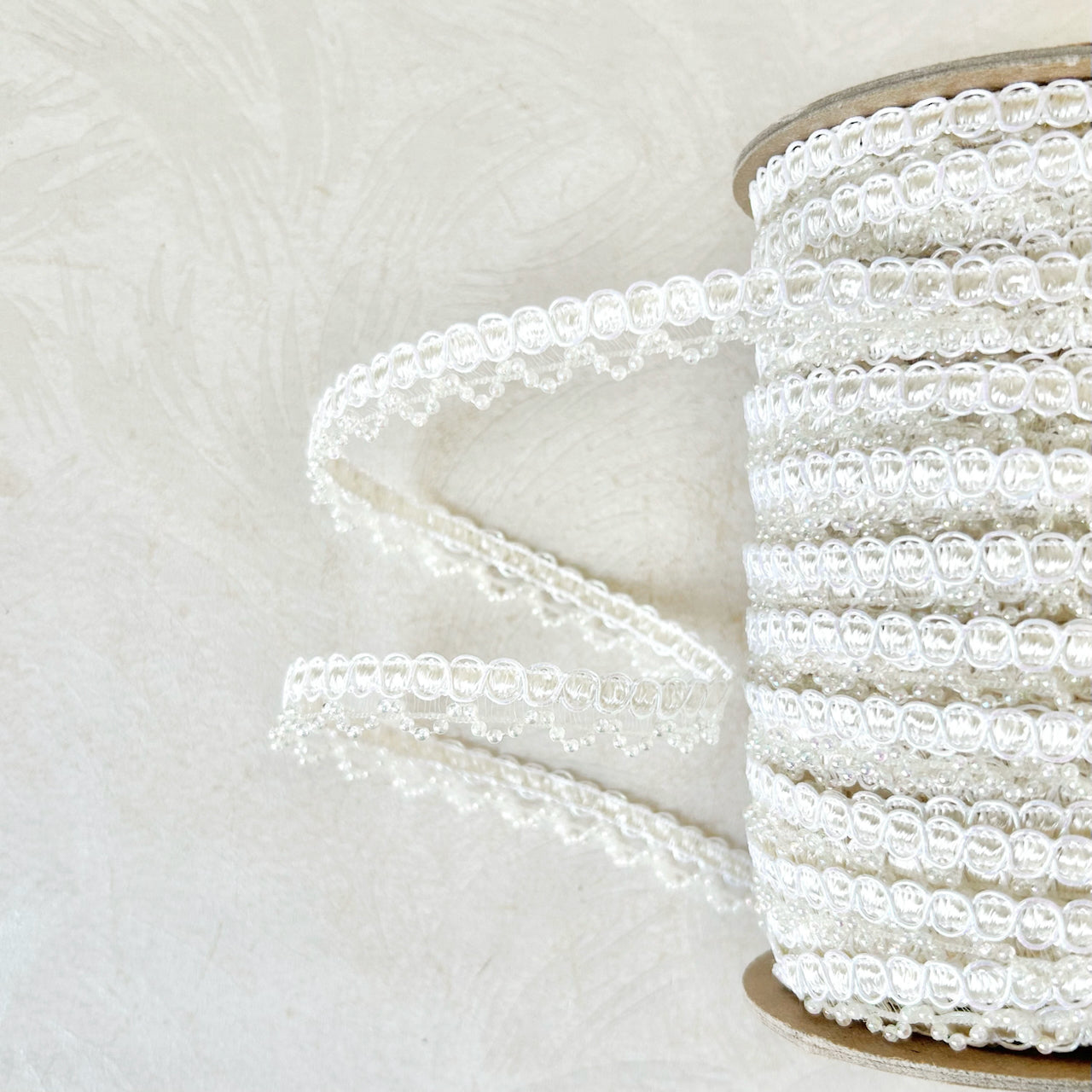 Beaded_Scalloped_Trim