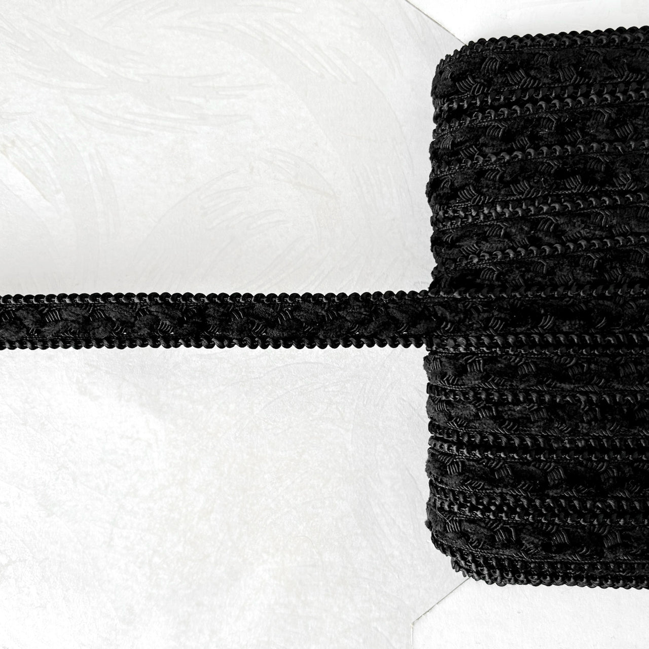 Black_Chenille_Inset_Braid