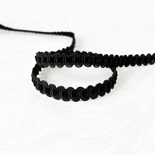 Black_Velvet_Scroll_Braid