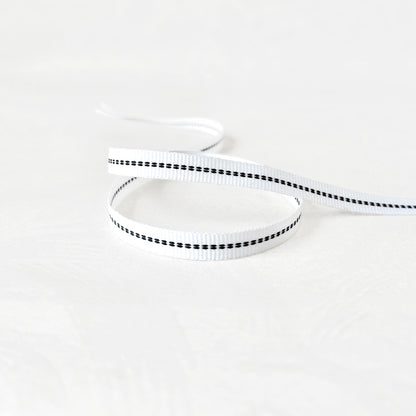 Center_Stitch_Grosgrain
