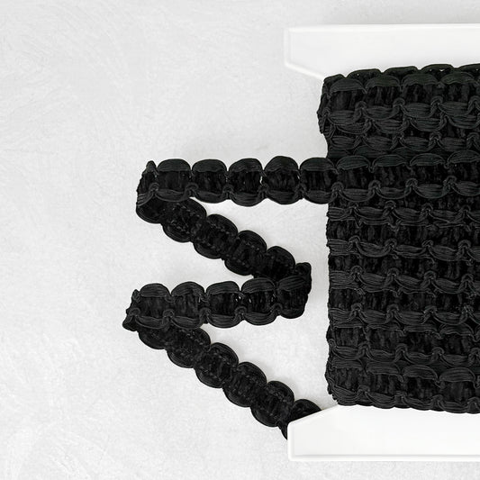 Chenille_Center_Circle_Braid
