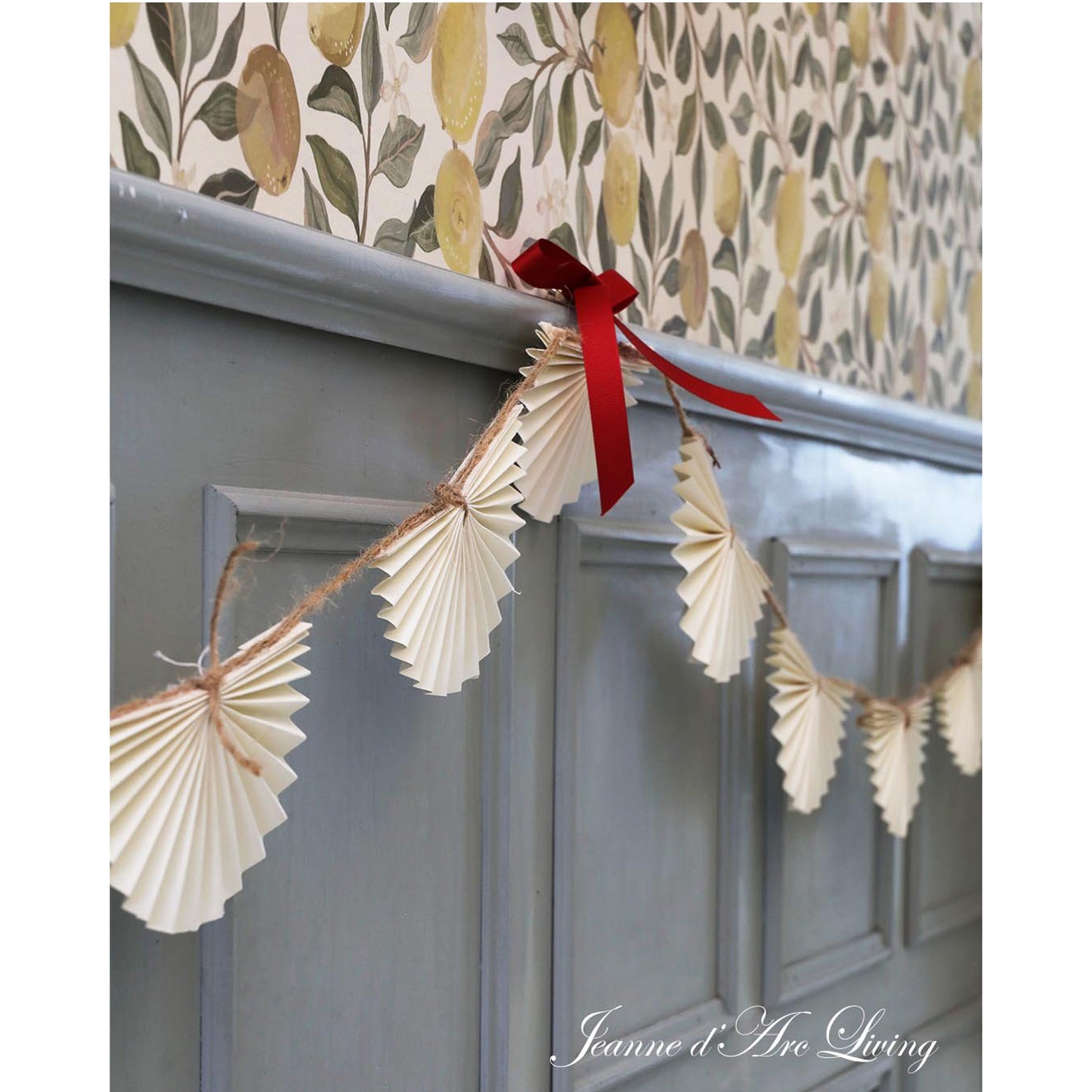 Christmas Special Edition 2025 - a Jeanne d'Arc Living Publication