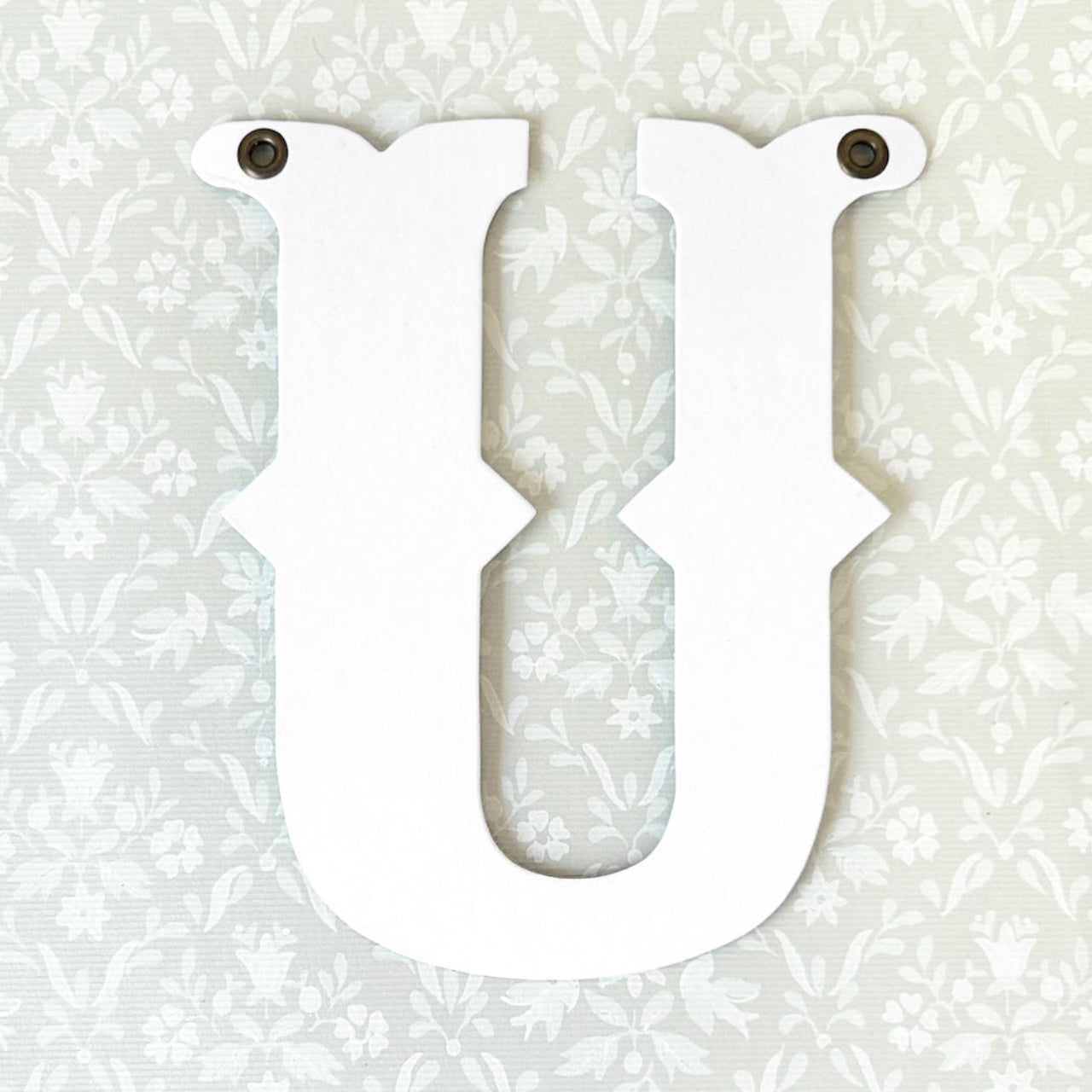 Die_Cut_Paper_Letters_U