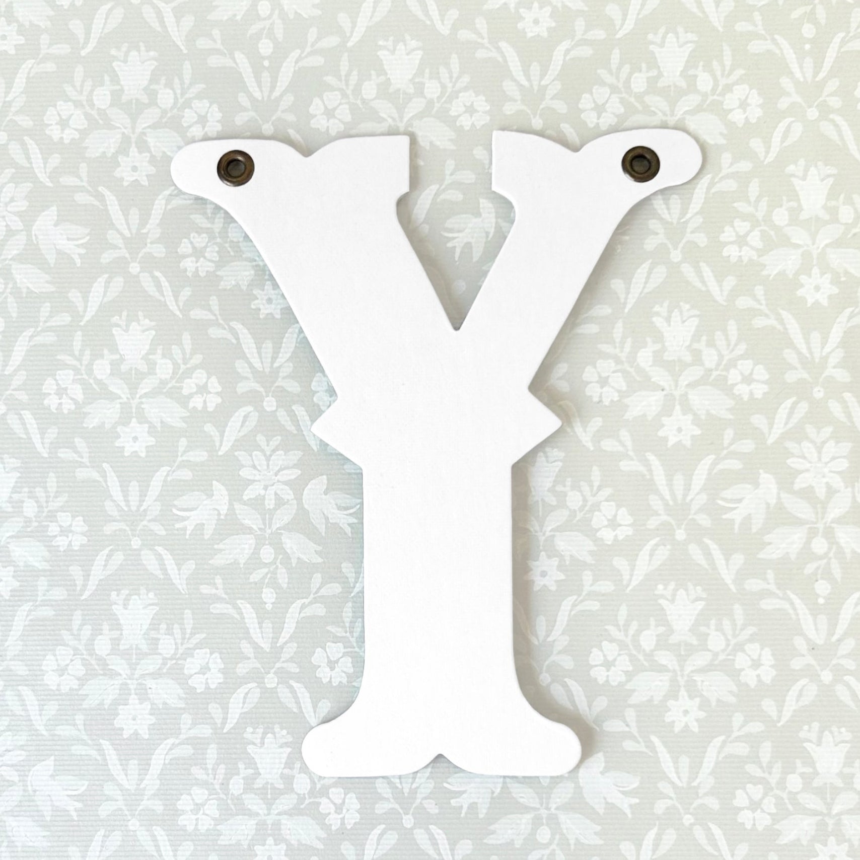 Die_Cut_Paper_Letters_Y
