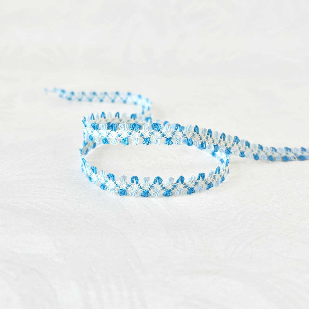 Double_Picot_Edge_Loop_Braid