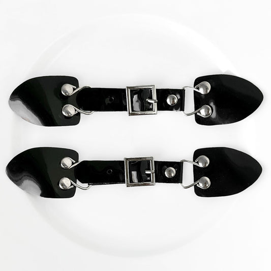 Faux_Leather_Accent_Buckle