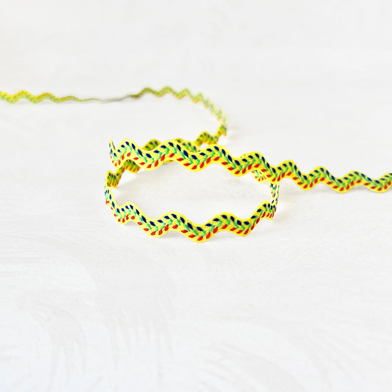 Feather_Stitch_Rick_Rack