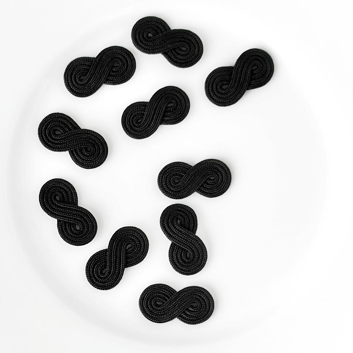 Figure 8 Loops - Multiple Colors