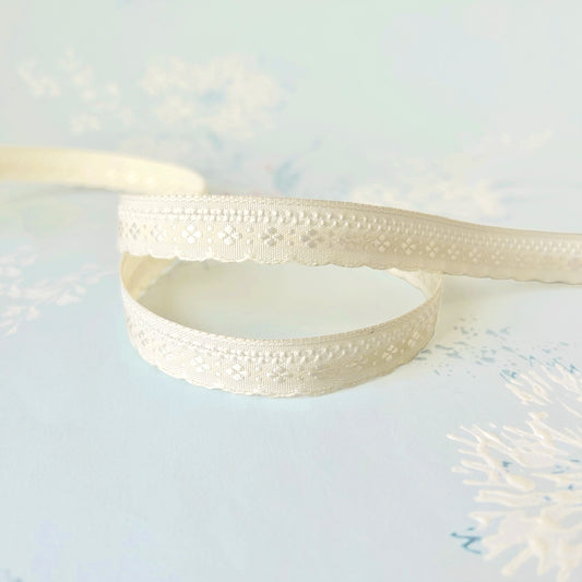 Floral_Scalloped_Edging