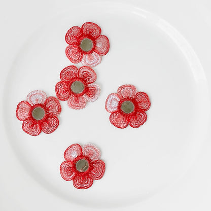 Flower_Mirror_Applique
