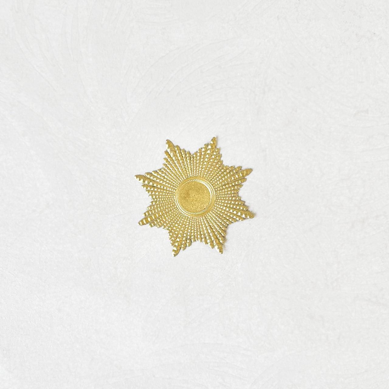Gold_Dresden_Star_Ornament