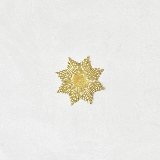 Gold_Dresden_Star_Ornament