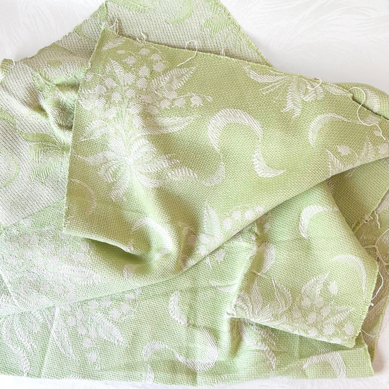 Green_Floral_Bouquet_Fabric
