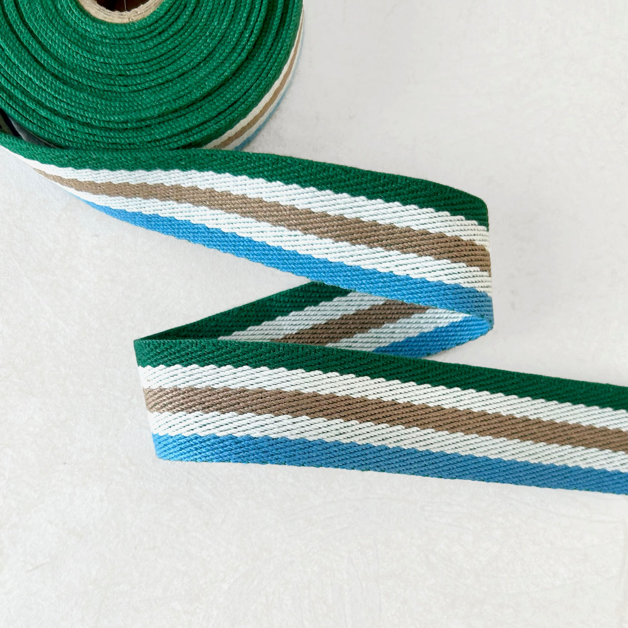 Horizontal_Stripe_Webbing