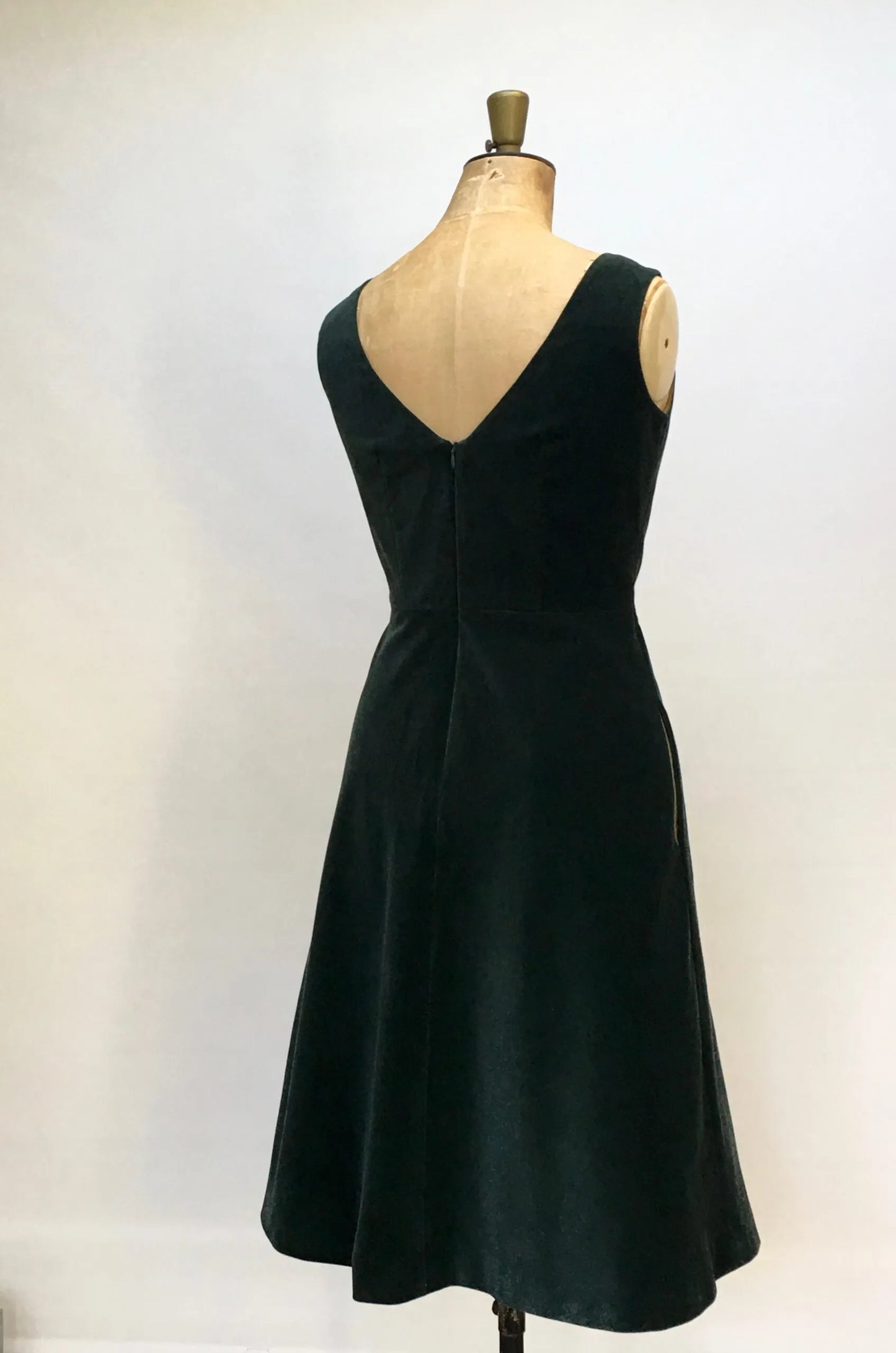 the Maria Apron - Maven Patterns