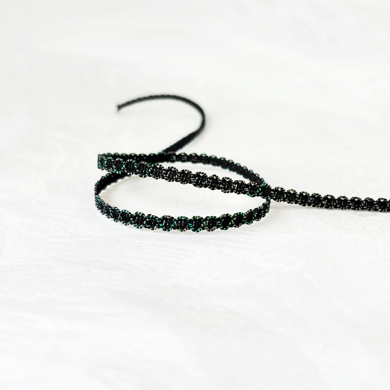 Iridescent_Infinity_Braid
