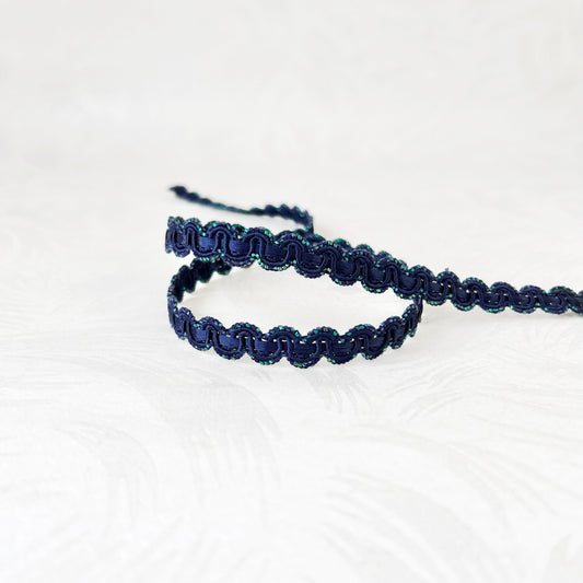 Iridescent_Inset_Braid