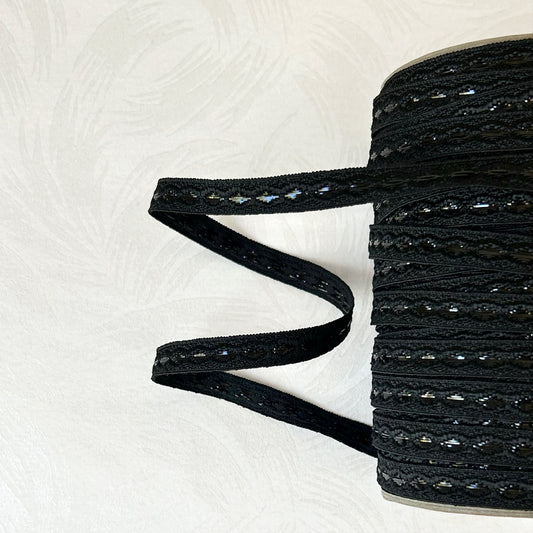 Iridescent_Woven_Oval_Braid