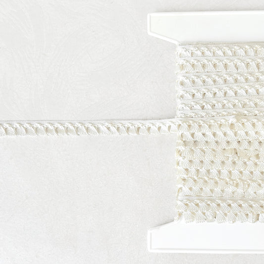 Ivory_Fan_Loop_Braid