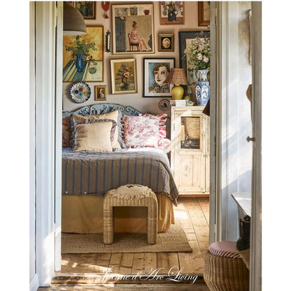 Jeanne d'Arc Living -  Issue #4, 2026