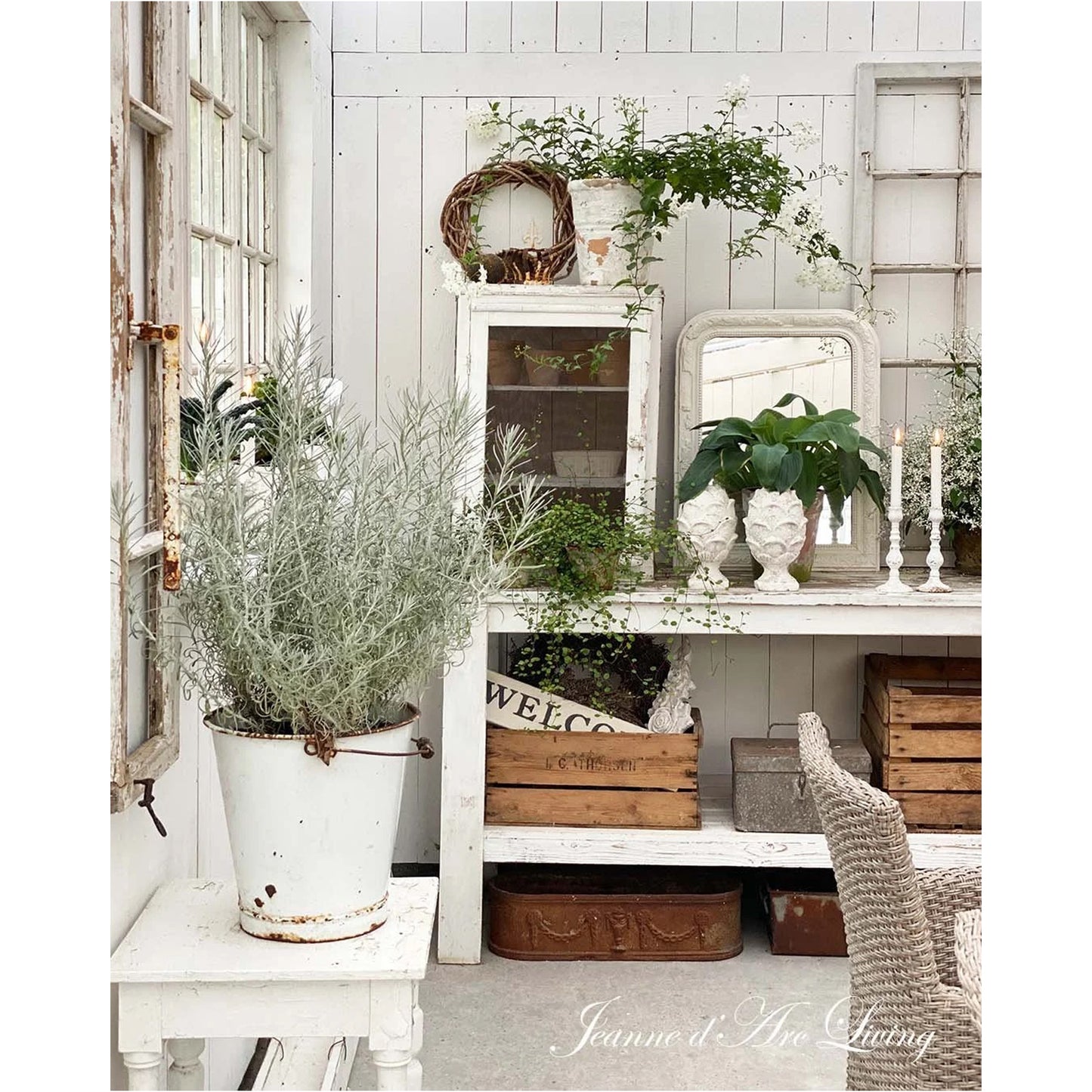 Jeanne d'Arc Living -  Issue #6, 2025