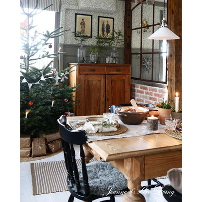Jeanne d'Arc Living -  Issue #7, 2025