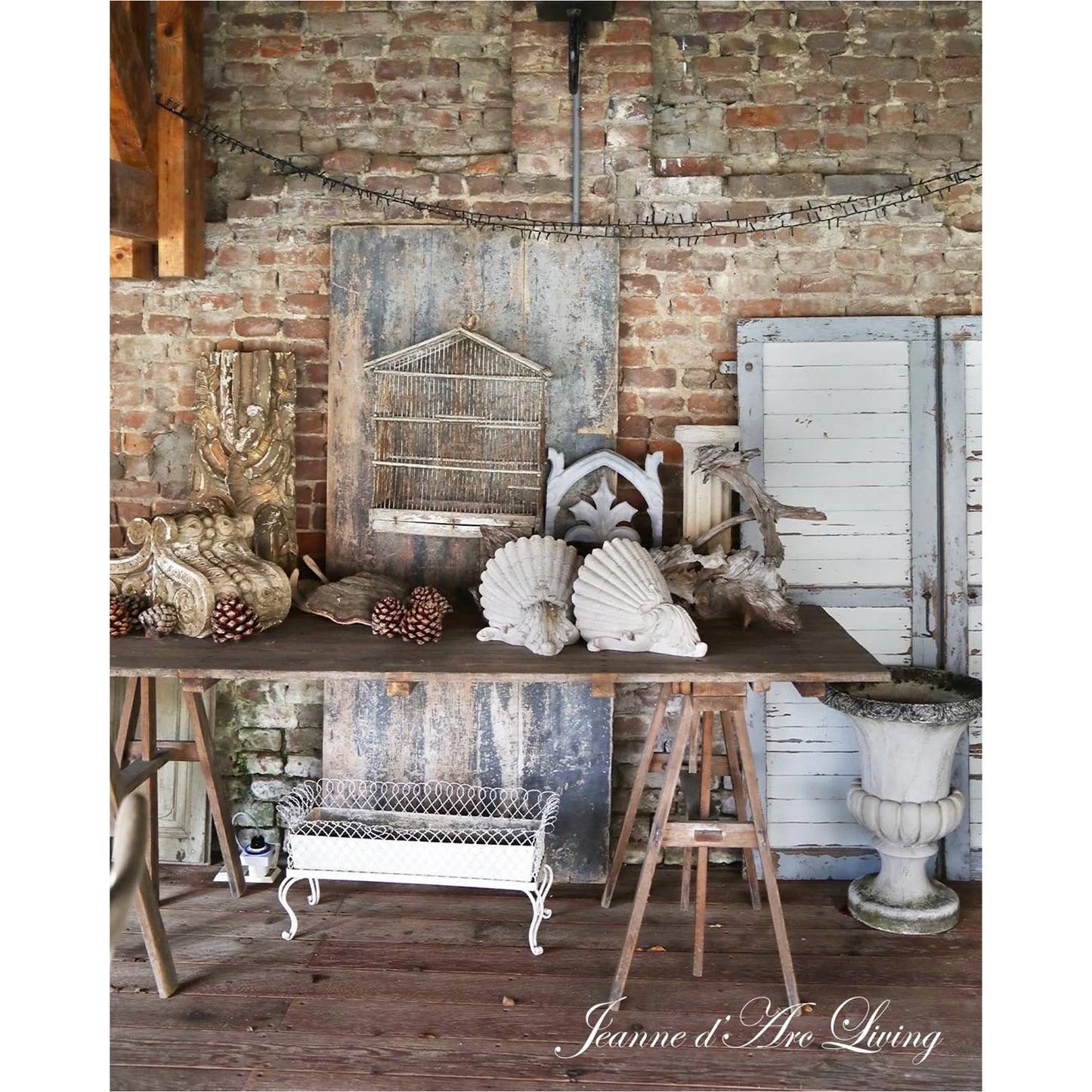 Jeanne d'Arc Living -  Issue #7, 2025