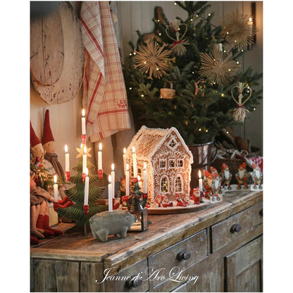 Jeanne d'Arc Living -  Issue #8, 2025