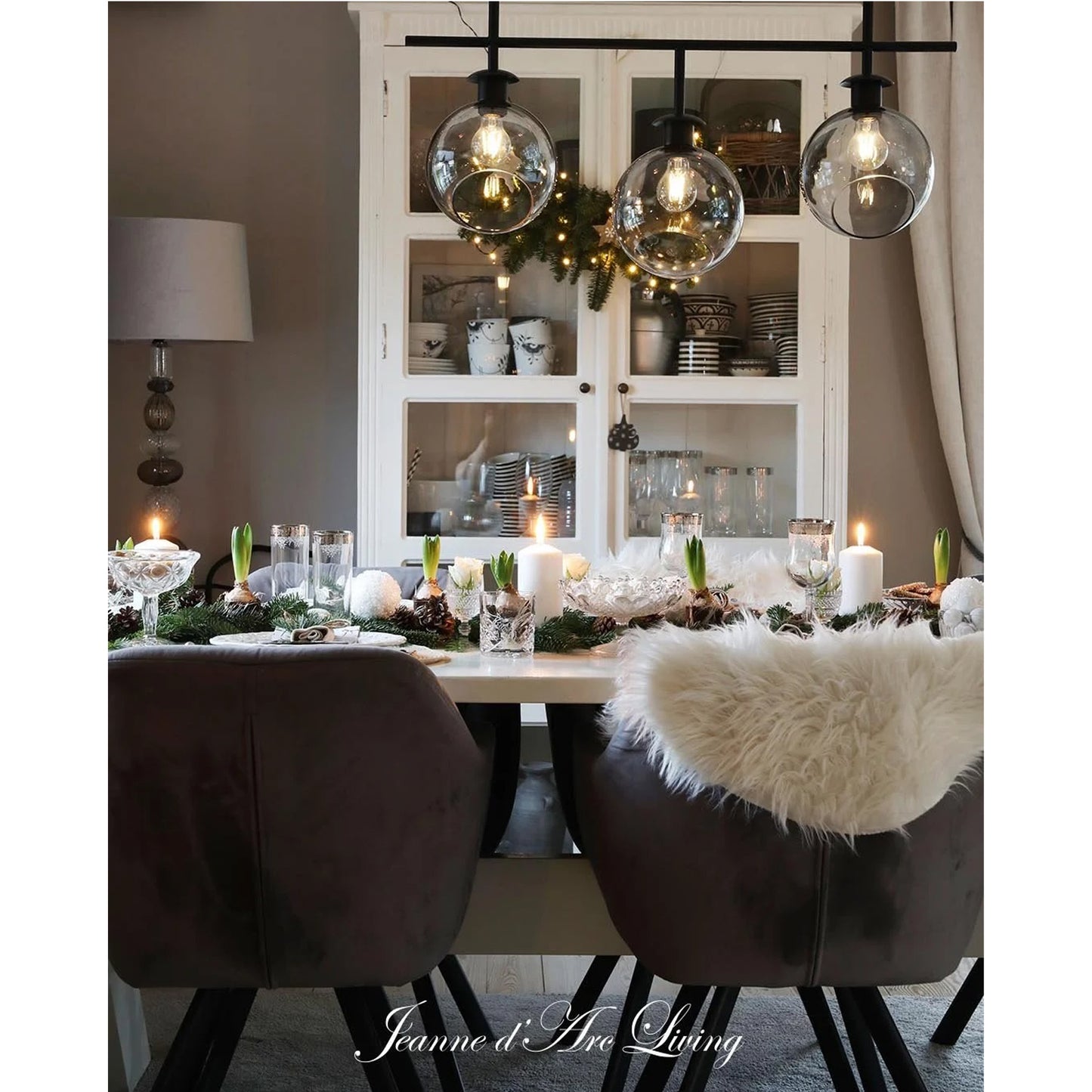 Jeanne d'Arc Living -  Issue #8, 2025