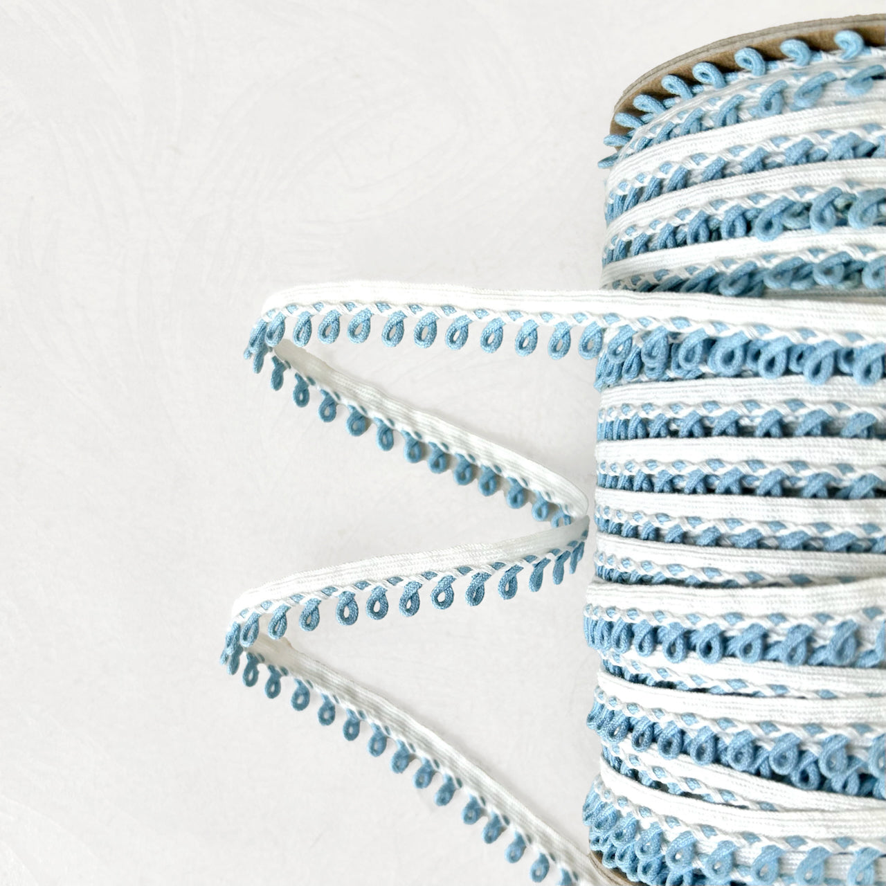 Light_Blue_Loop_Fringe