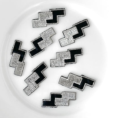 Lightning_Bolt_Appliques