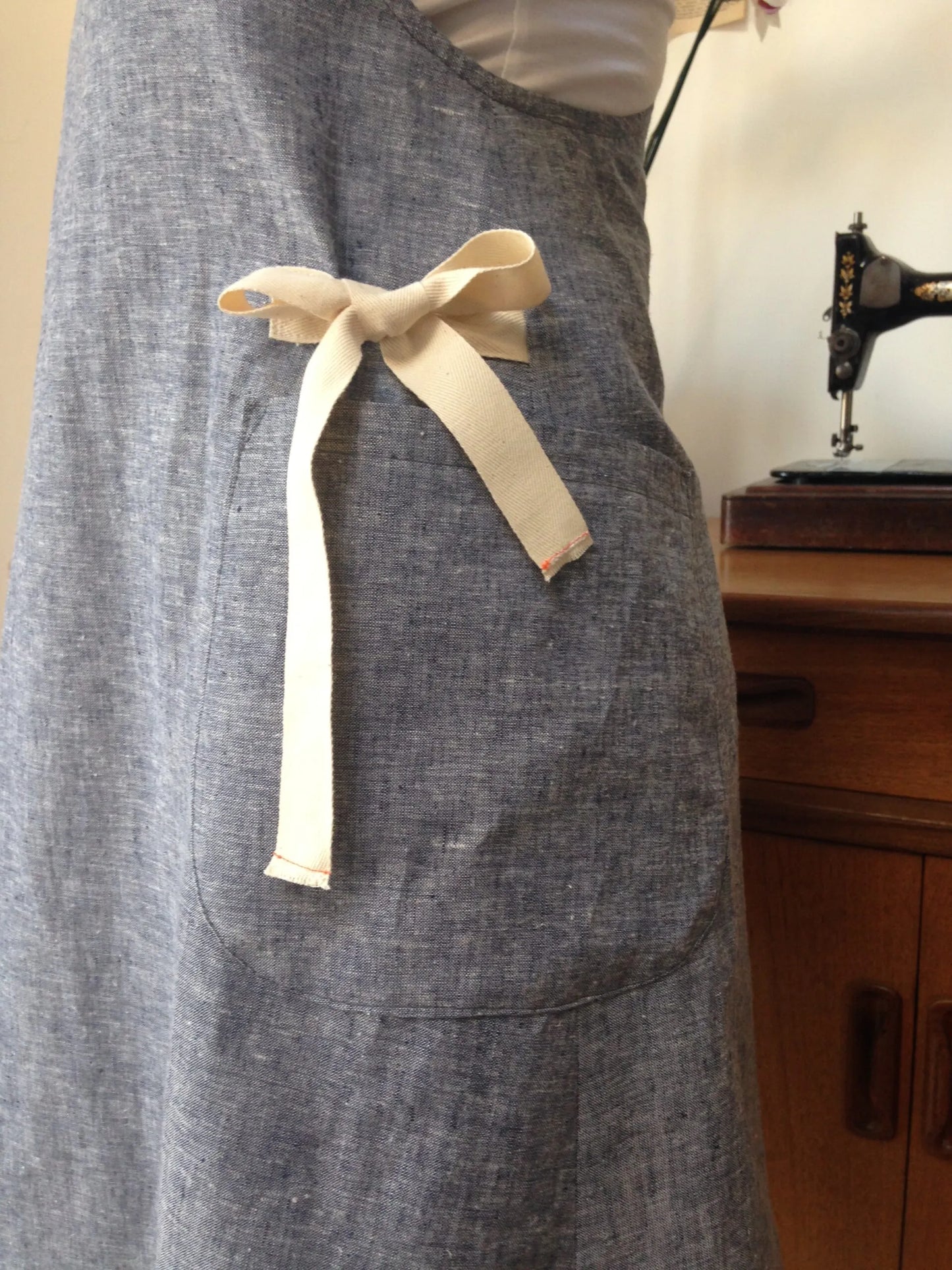 the Maria Apron - Maven Patterns