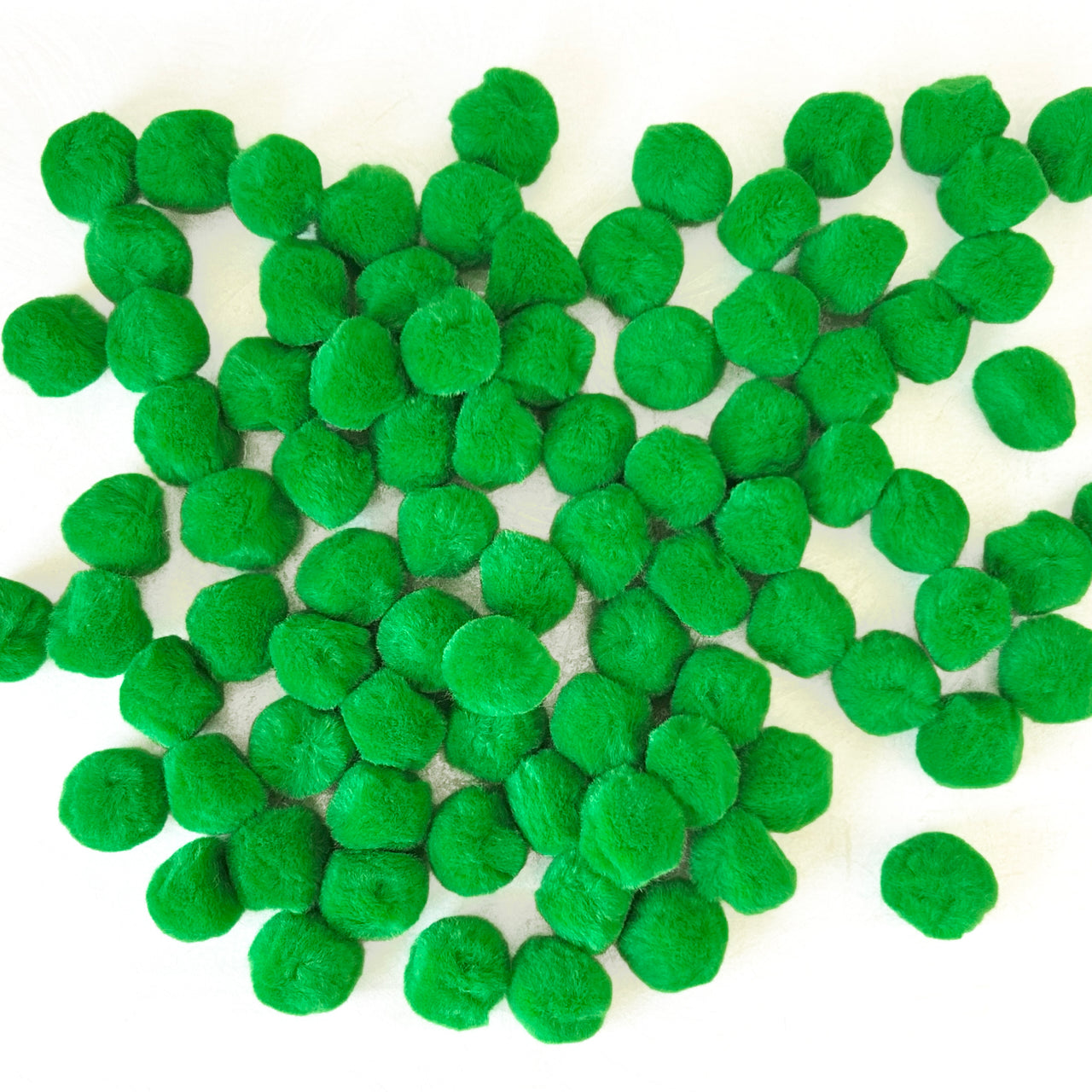Medium_Green_Pom_Poms