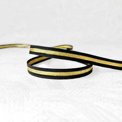 Metallic_Center_Stripe_Braid