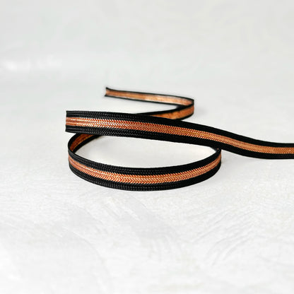 Metallic_Center_Stripe_Braid