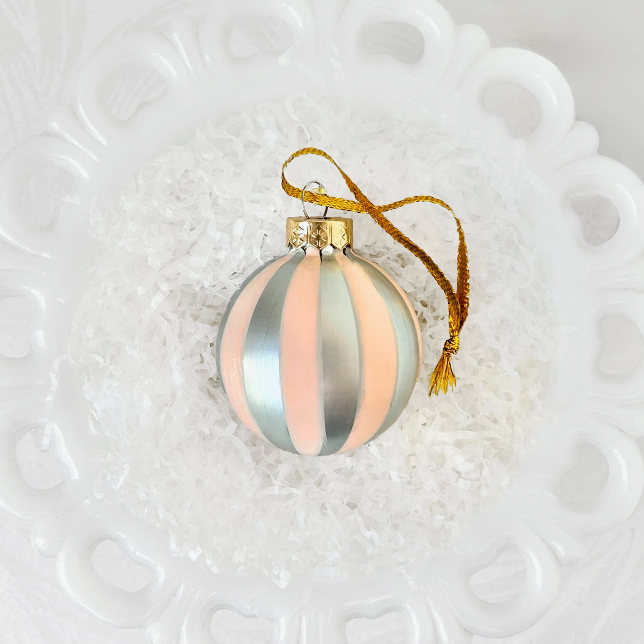 Metallic_Striped_Ornament