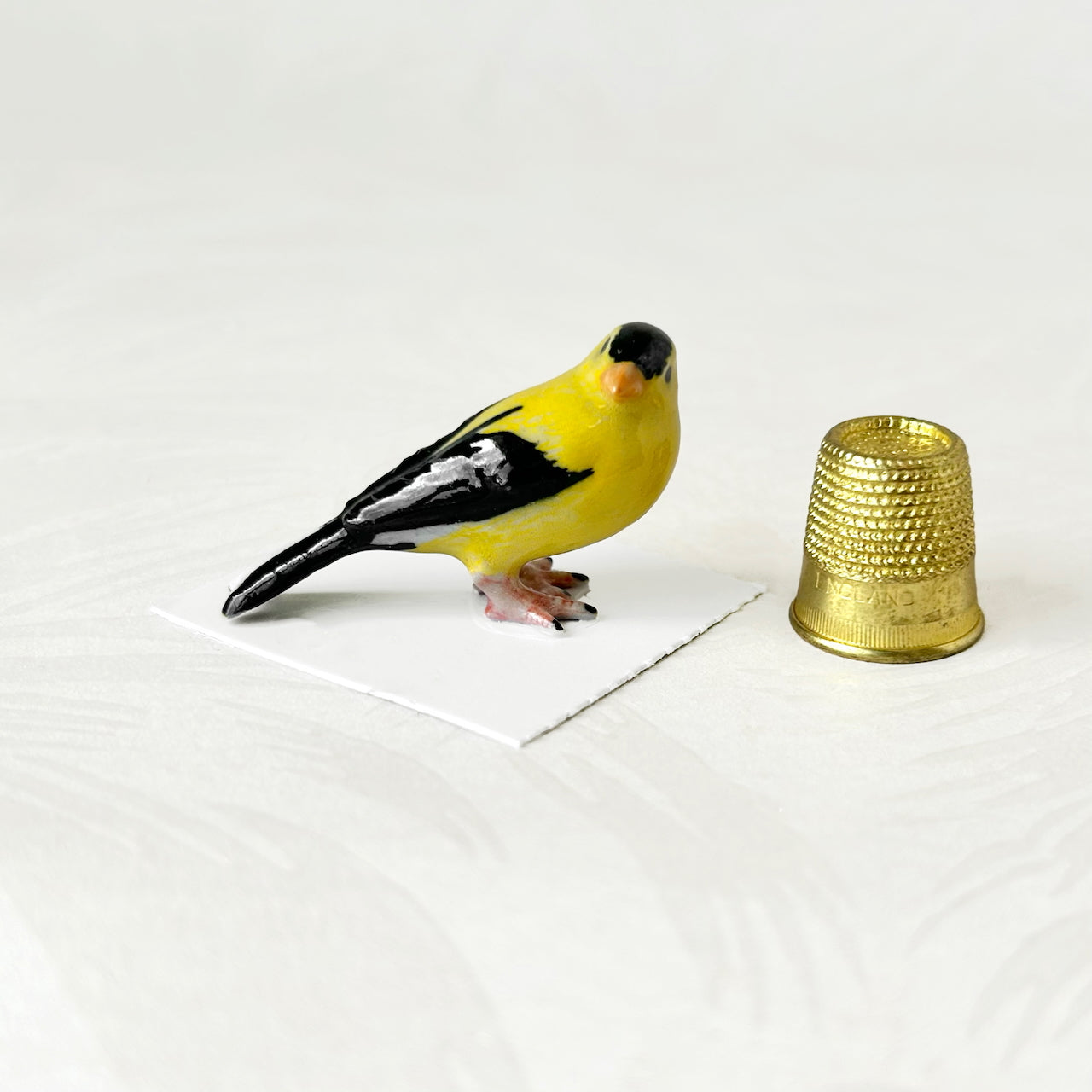 Mini_Porcelain_Goldfinch