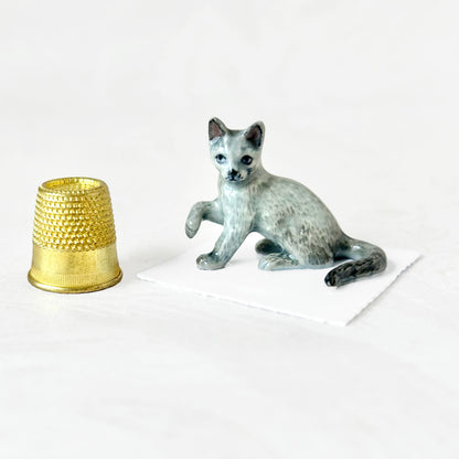 Miniature_Porcelain_Russian_Blue_Kitten