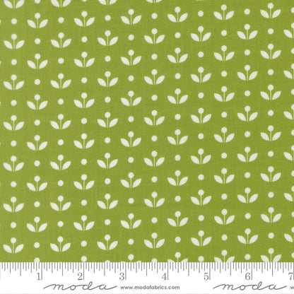 Moda_Mayfair_Ditsy_Fabric_Light_Green