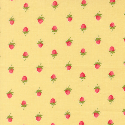 Moda_Novelty_Strawberries_Fabric_Buttermilk