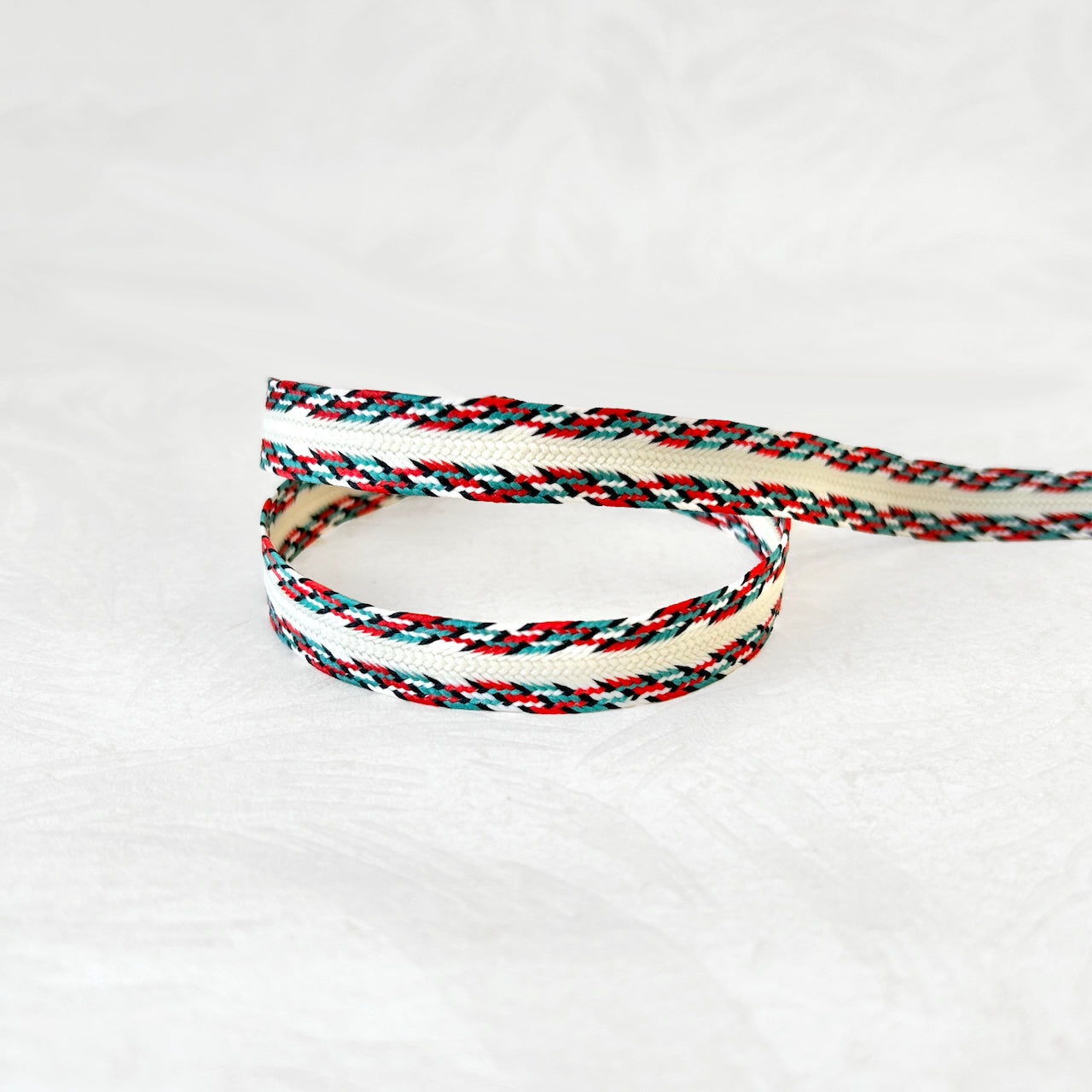 Multicolor_Braid