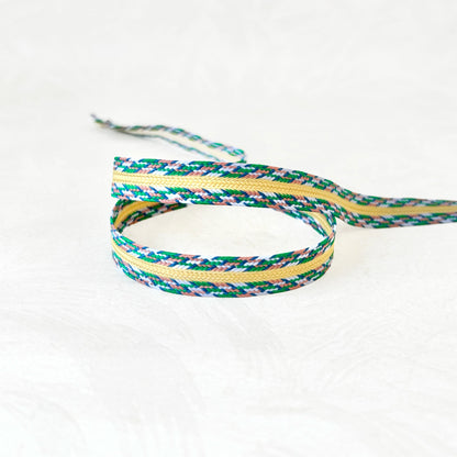 Multicolor_Braid