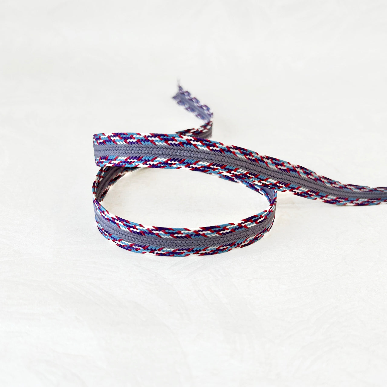 Multicolor_Braid