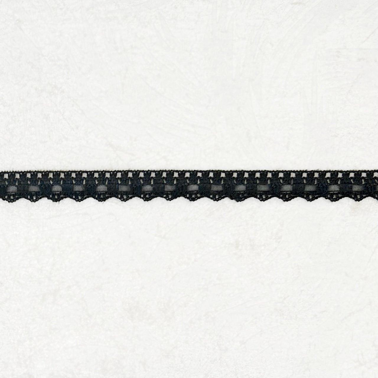 Narrow_Inset_Lace